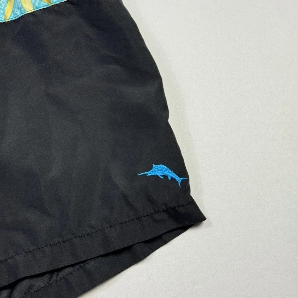 Tommy Bahama Relax Shorts Mens XL Black Hawaiian Floral Swim Trunks Mesh Lined‎
